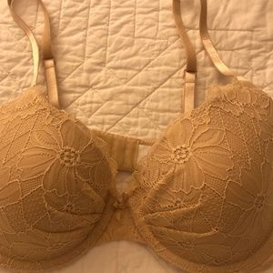 MAIDENFORM BRA 34C